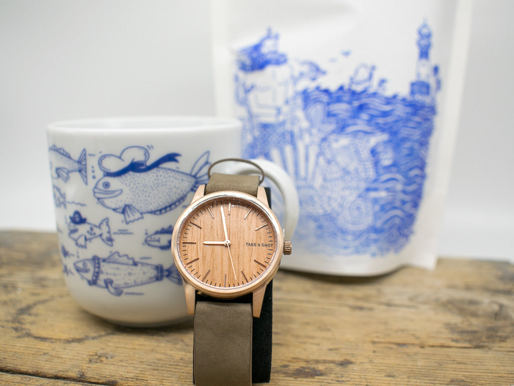 Wer hat an der Uhr gedreht? Gewinnspiel von take a shot und Ahoi Marie.